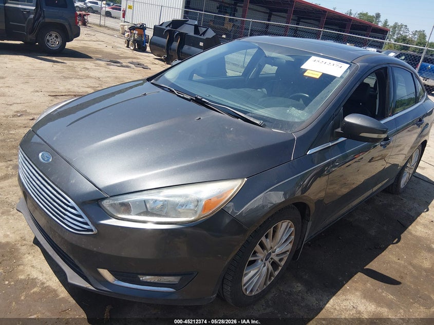 Vin: 1fadp3j24hl340072, lot: 45710115, ford focus titanium 20172