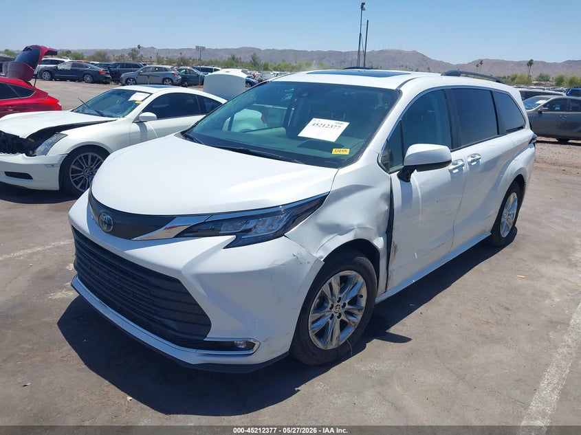 Vin: 5tdjrkec7ps158528, lot: 45710117, toyota sienna xle 20232