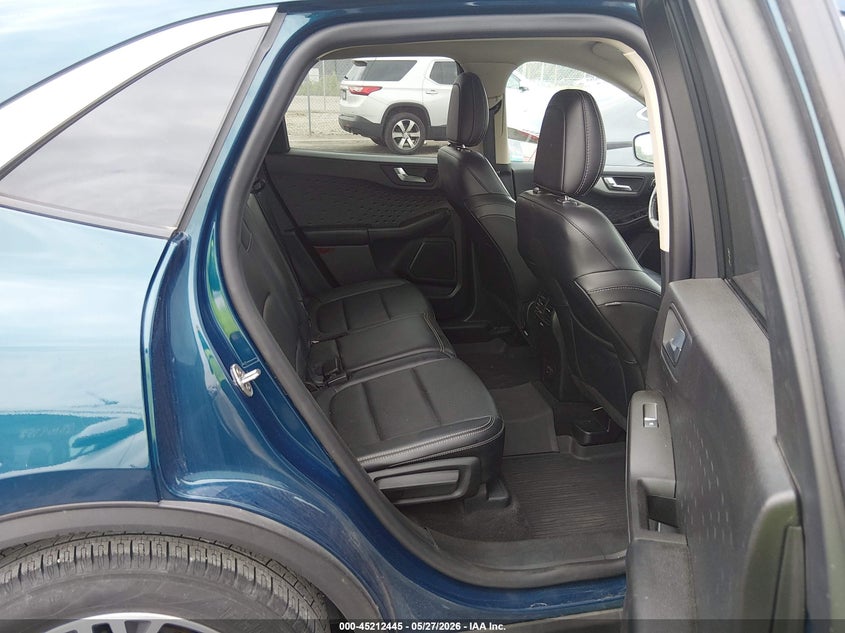 VIN 1FMCU0H61LUB04564 2020 FORD ESCAPE SEL