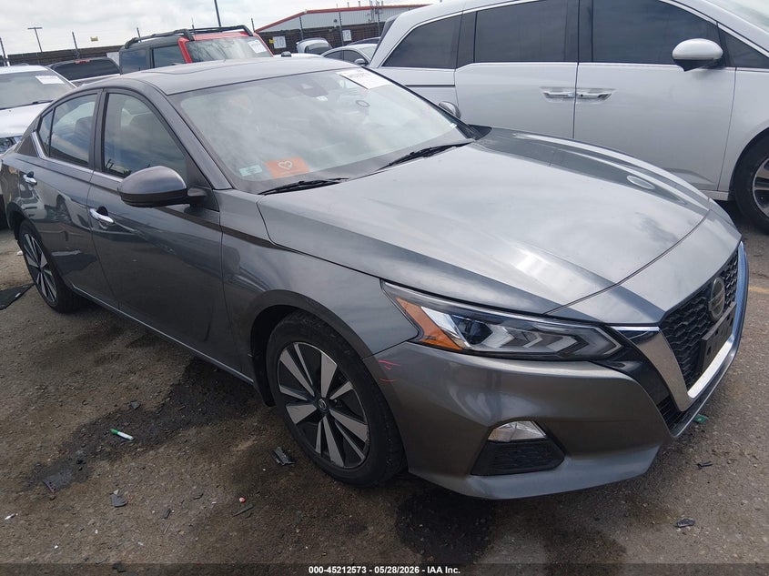 2022 Nissan Altima