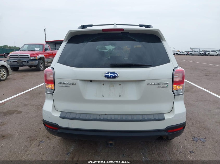 2017 Subaru Forester 2.5I Premium VIN: JF2SJAECXHH403643 Lot: 45212656