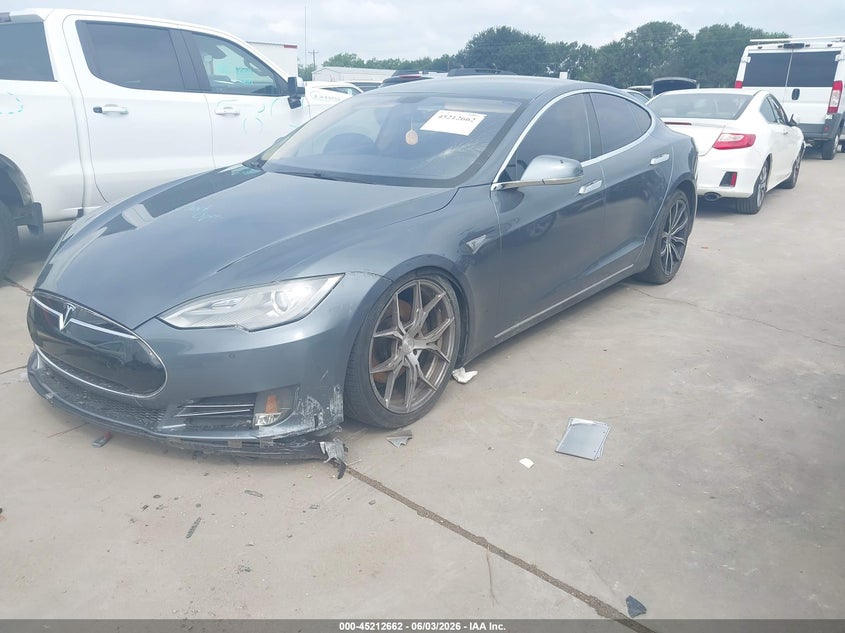 Vin: 5yjsa1h12efp42417, lot: 45710403, tesla model s p85 20142