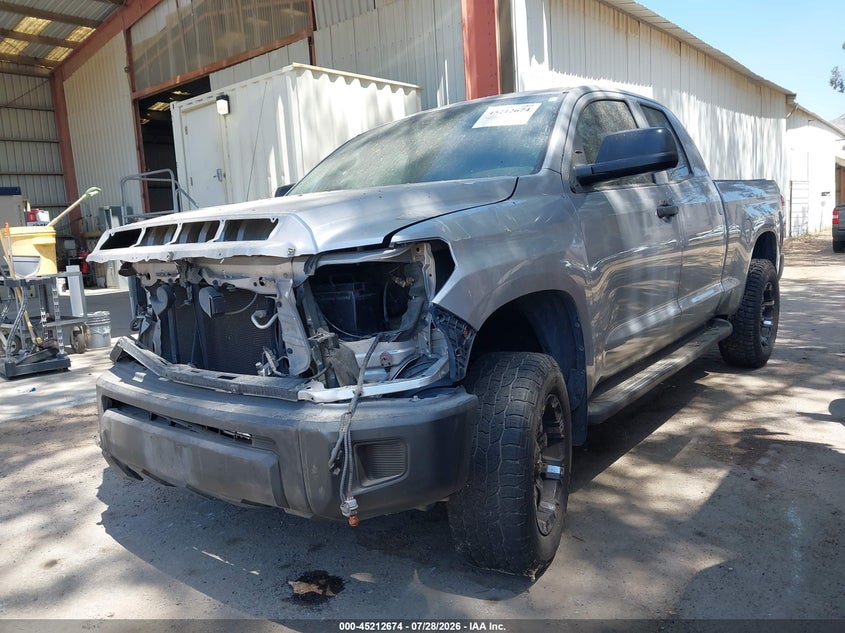 2015 TOYOTA TUNDRA auction photo 2