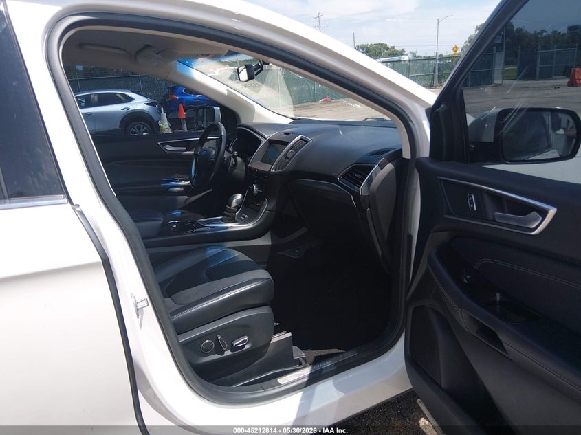 2018 FORD EDGE auction photo 5