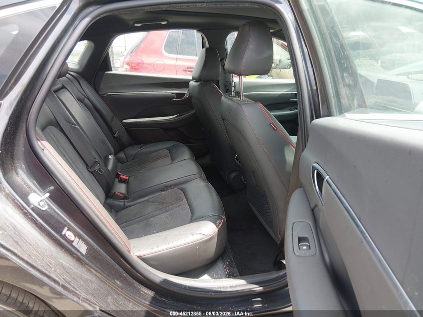 2022 HYUNDAI SONATA auction photo 8