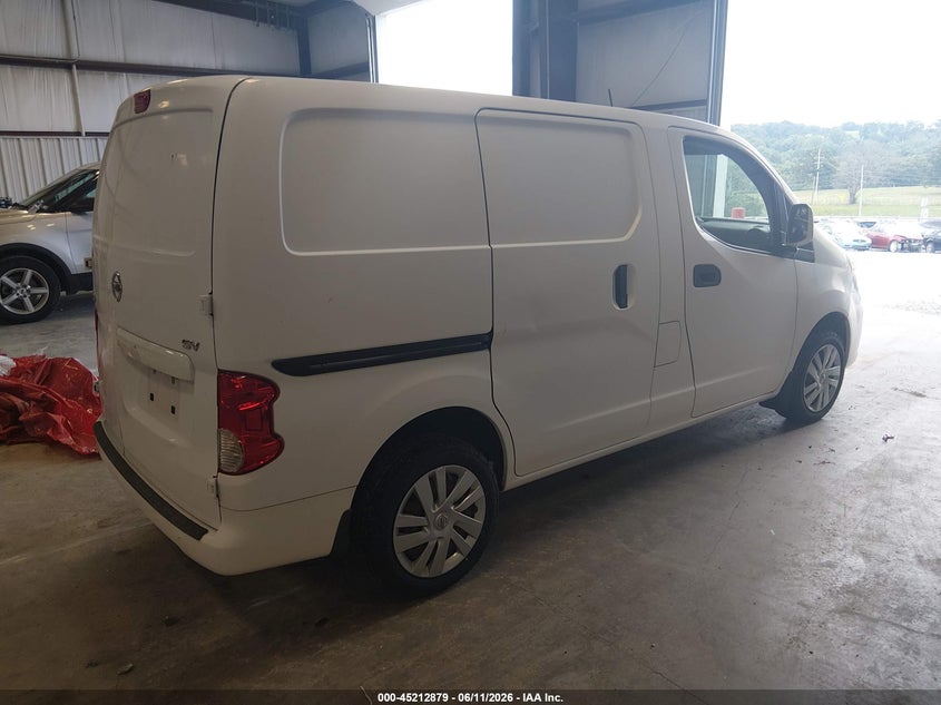 2017 NISSAN NV200 auction photo 4
