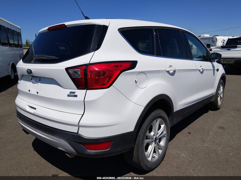 Vin: 1fmcu9gdxkuc11891, lot: 45710657, ford escape se 20194