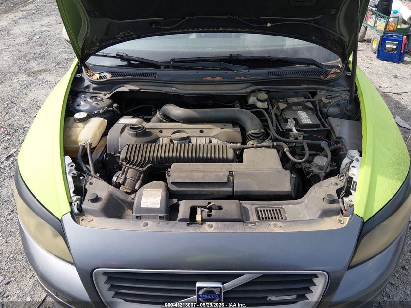 2008 Volvo C30 T5 R-Design/T5 Version 1.0/T5 Version 2.0 VIN: YV1MK672X82079080 Lot: 45213007
