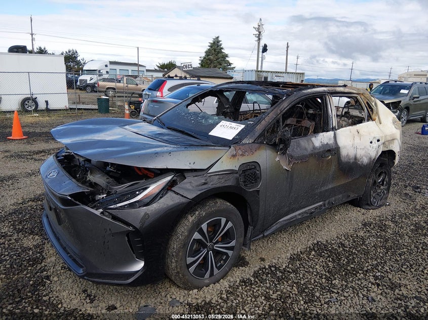2024 TOYOTA BZ4X auction photo 2