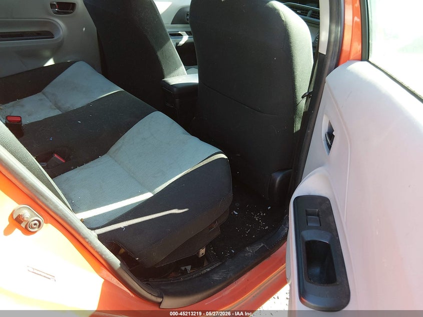2013 Toyota Prius C Three VIN: JTDKDTB31D1039721 Lot: 45213219