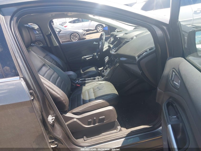 2015 FORD ESCAPE auction photo 5