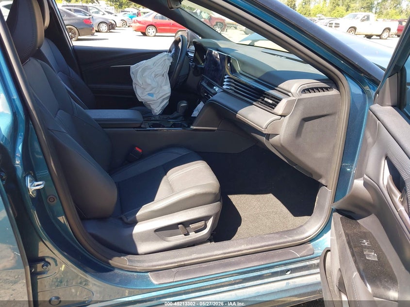 VIN 4T1DAACKXSU057573 2025 TOYOTA CAMRY XSE