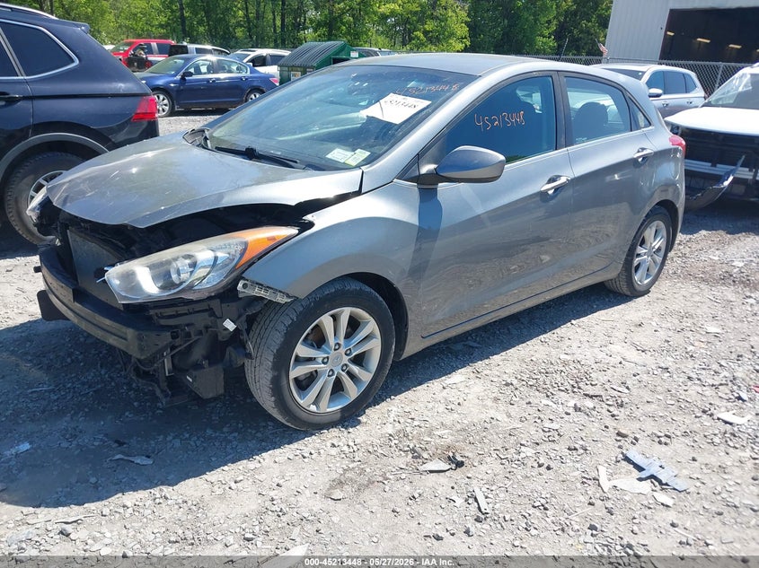 KMHD35LH8HU381393 2017 Hyundai Elantra Gt photo 1