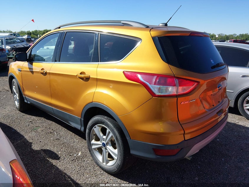 Vin: 1fmcu9gx4gua28472, lot: 45711392, ford escape se 20163
