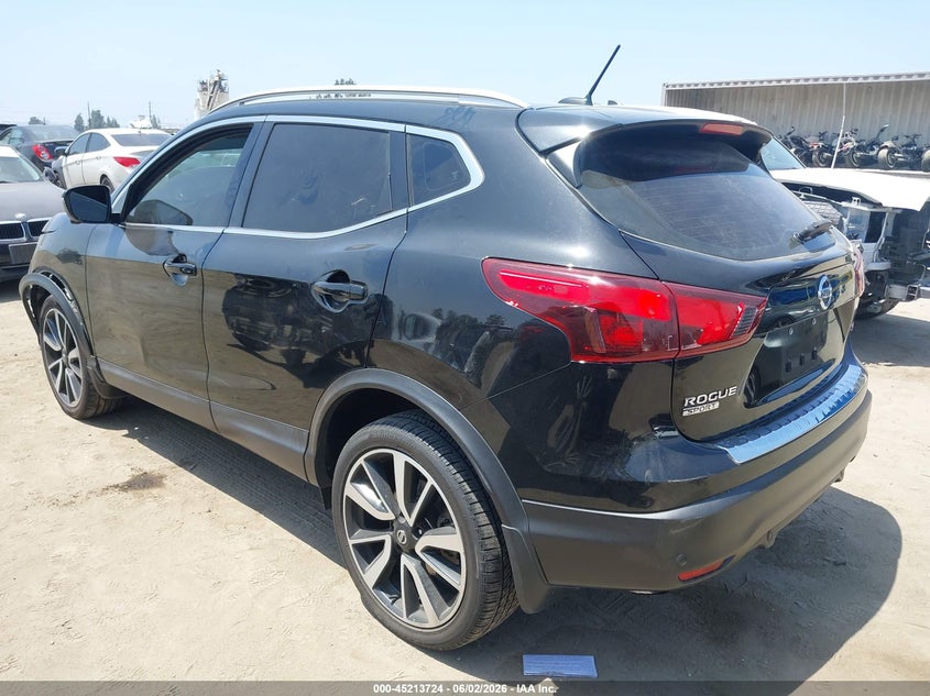 Vin: jn1bj1cp2kw241629, lot: 45711479, nissan rogue sport sl 20193