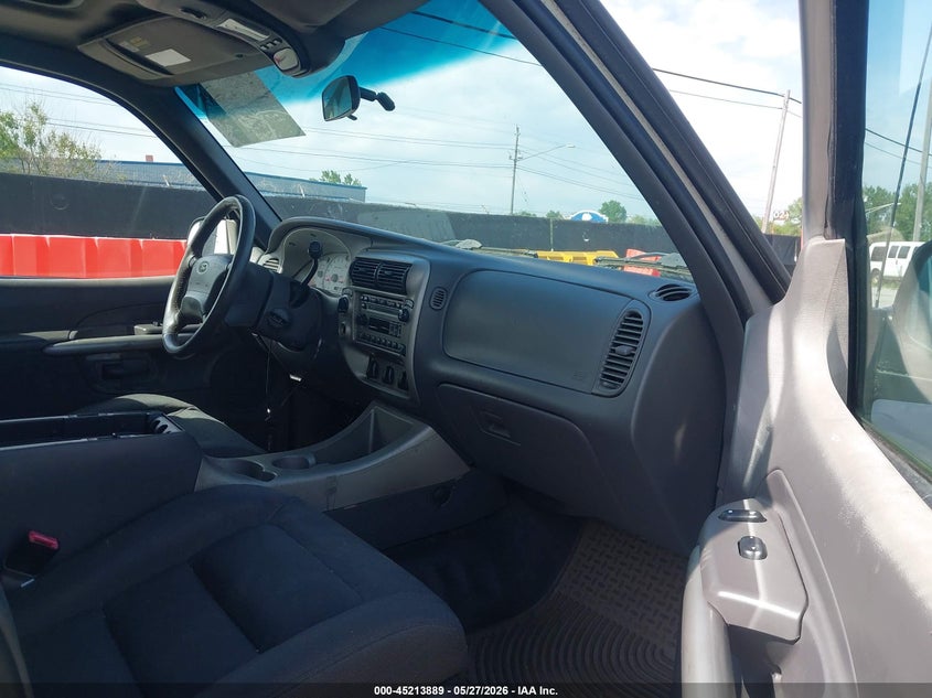 2001 FORD EXPLORER SPORT TRAC auction photo 5