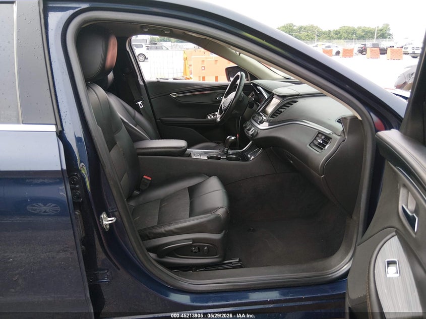 2019 CHEVROLET IMPALA auction photo 5