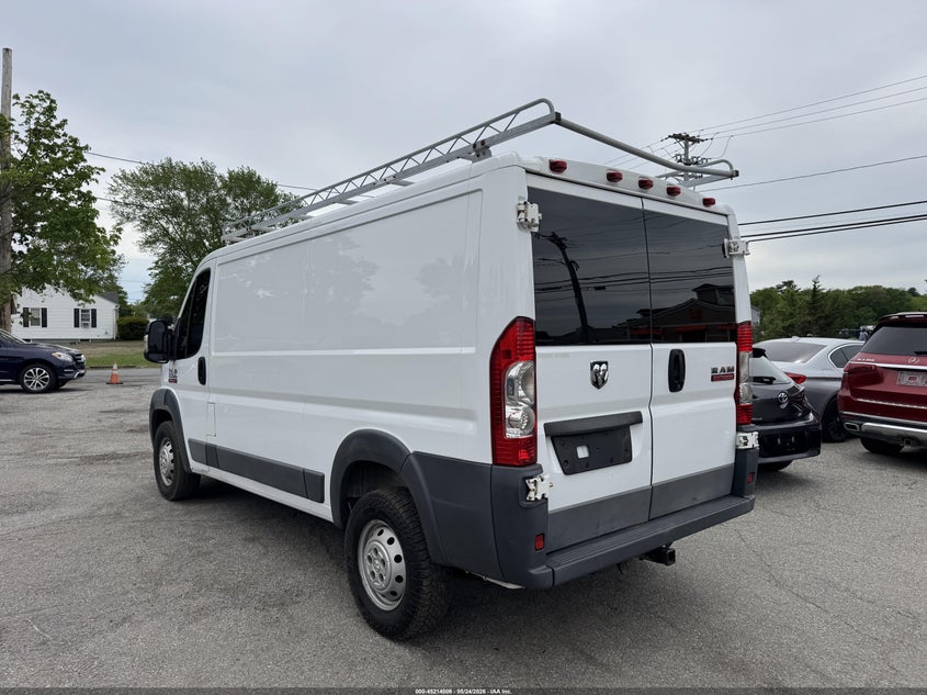 Vin: 3c6trvag0he513562, lot: 45711761, ram promaster 1500 low roof 136 wb 20173