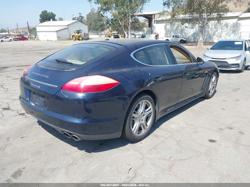 2010 PORSCHE PANAMERA auction photo 4