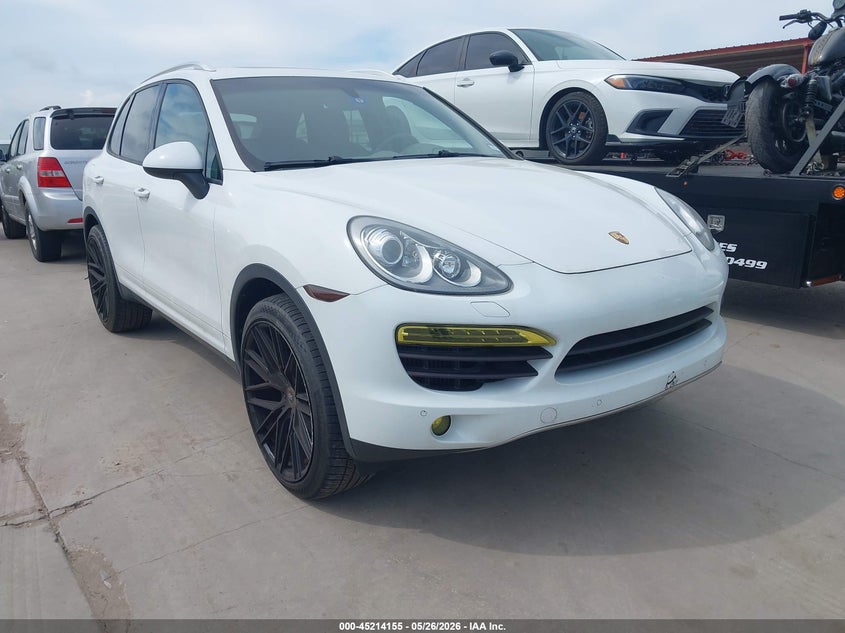 2014 PORSCHE CAYENNE DIESEL PLATINUM EDITION