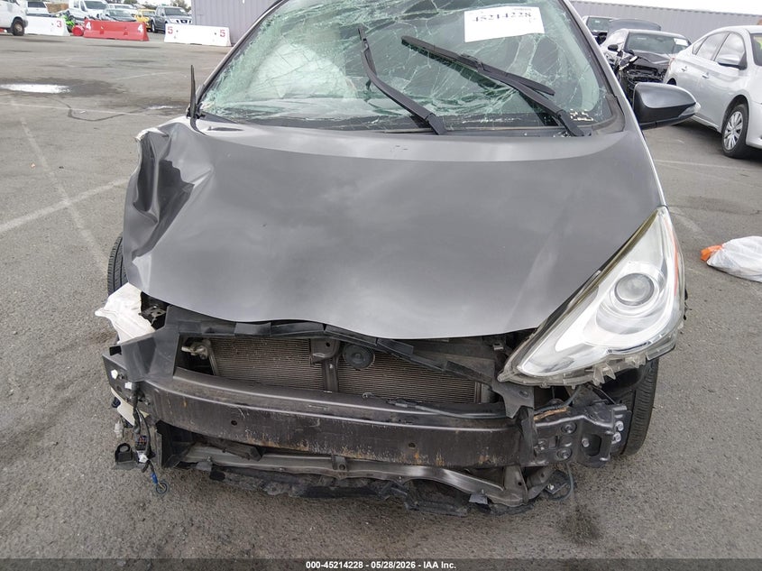 2016 Toyota Prius C One VIN: JTDKDTB39G1136573 Lot: 45214228