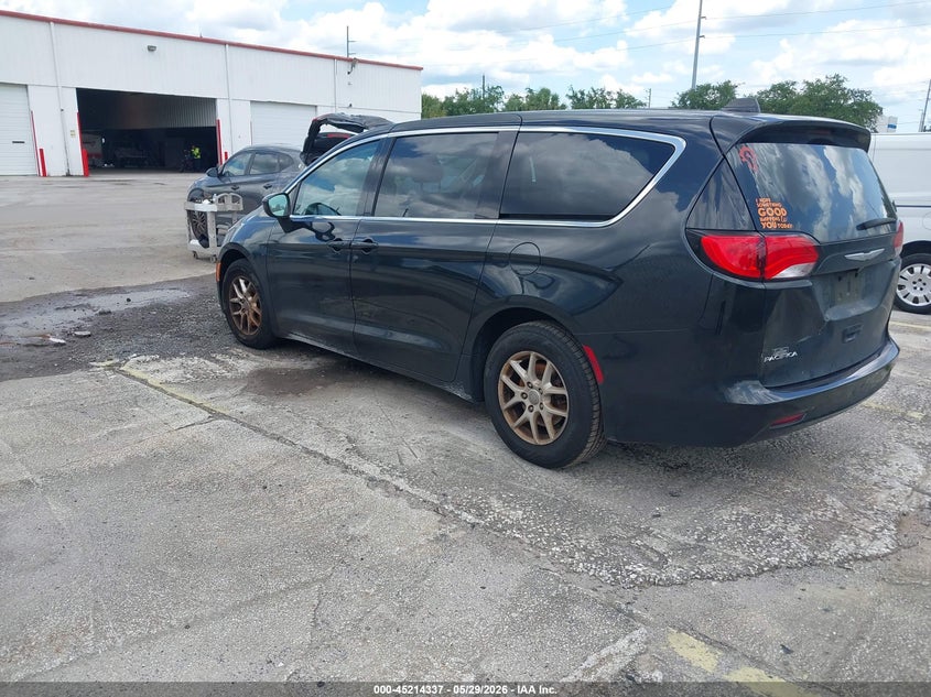 Vin: 2c4rc1dg6hr588287, lot: 45712092, chrysler pacifica touring 20173