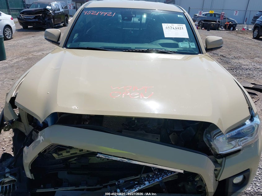 VIN 5TFSZ5AN8KX192087 2019 TOYOTA TACOMA TRD OFF ROAD