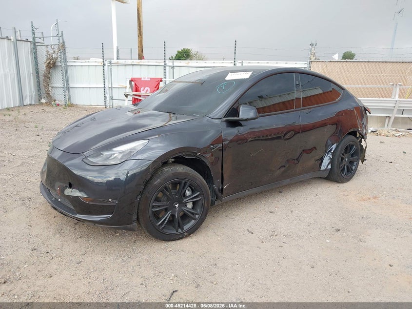 2025 Tesla Model Y Long Range Dual Motor Rear-Wheel Drive 7SAYGDED1SF243289 photo 1