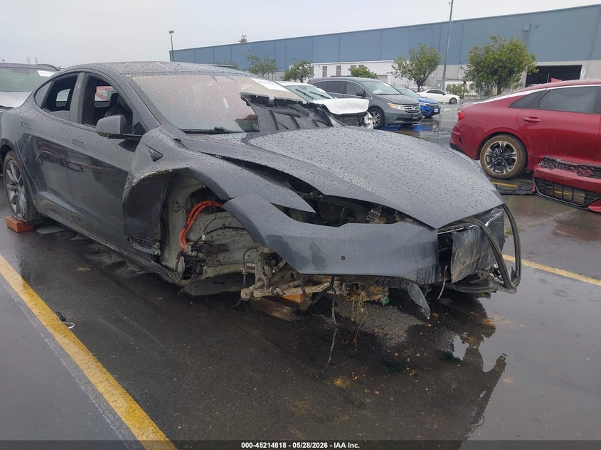 2016 Tesla Model S 90D/P100D/P85D/P90D VIN: 5YJSA1E43GF174938 Lot: 45214818