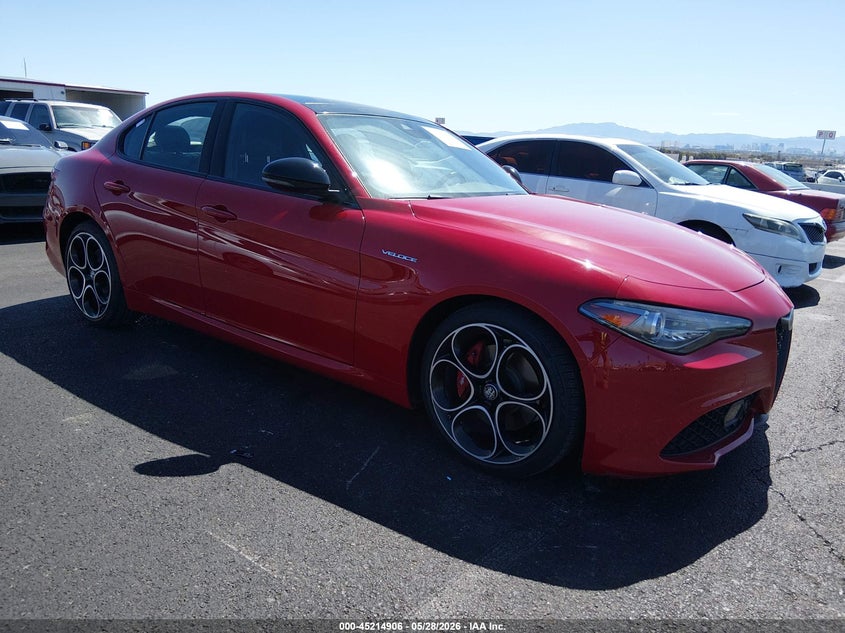 Vin: zarfambn0p7668170, lot: 45712661, alfa romeo giulia veloce rwd 2023 img_1
