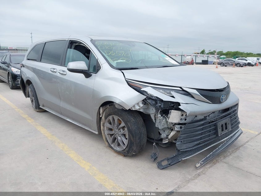2022 Toyota Sienna