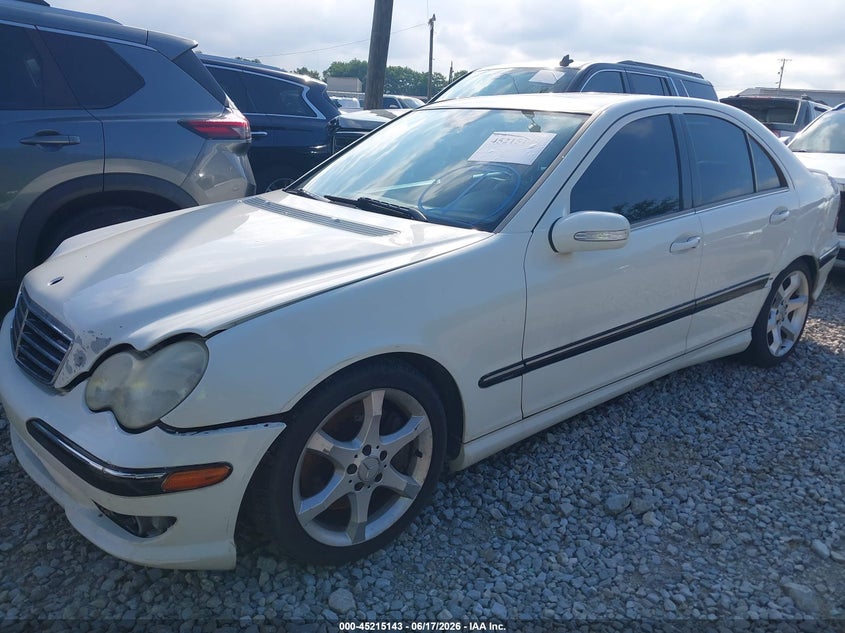 WDBRF52H57F935882 2007 Mercedes-Benz C 230 Sport photo 1
