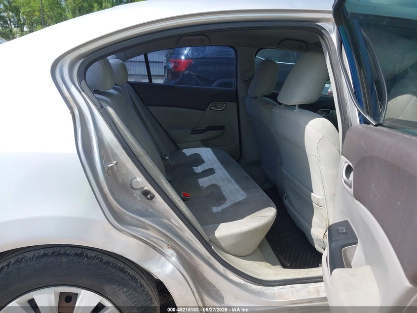 2012 Honda Civic 1.8 Lx silver Lot 111045215183 Vin 2HGFB2F59CH332202