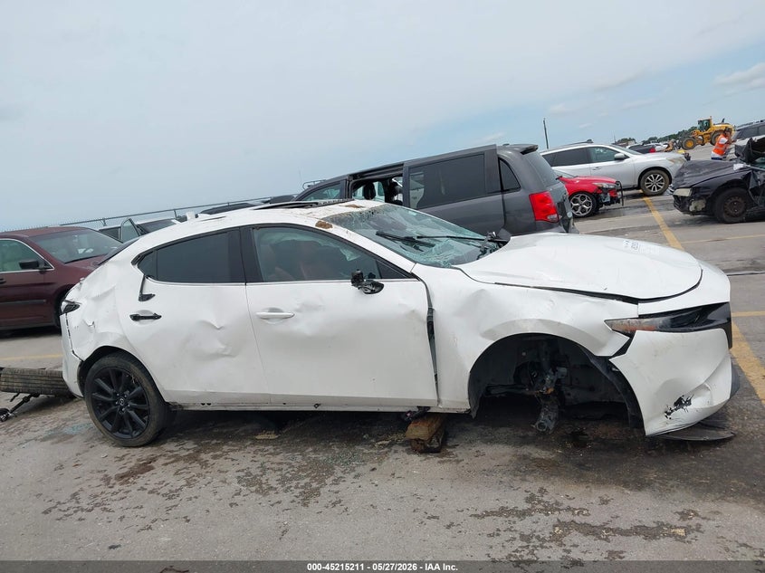 VIN: JM1BPAML7M1402628 2021 MAZDA MAZDA3 PREMIUM