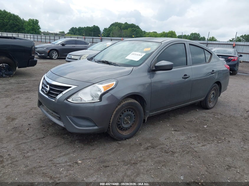 2019 NISSAN VERSA auction photo 2