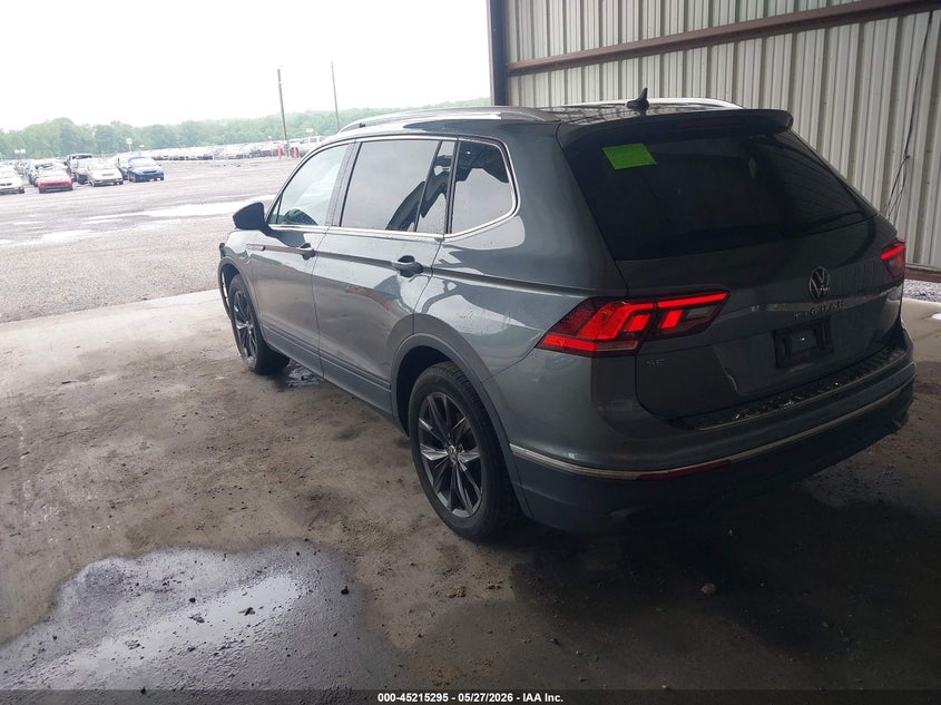 2023 VOLKSWAGEN TIGUAN auction photo 3