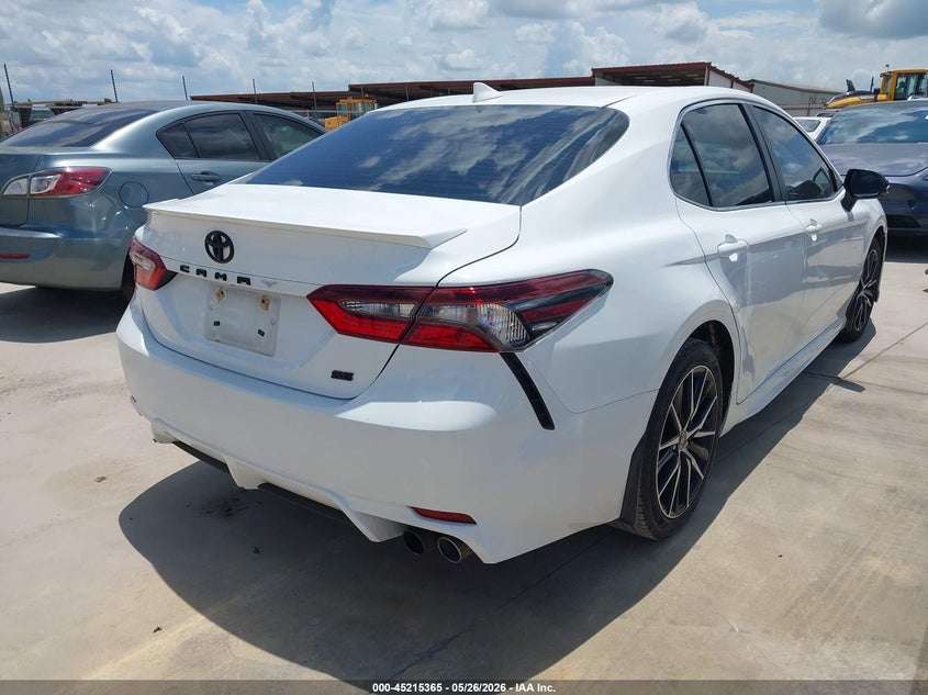 2023 TOYOTA CAMRY auction photo 4