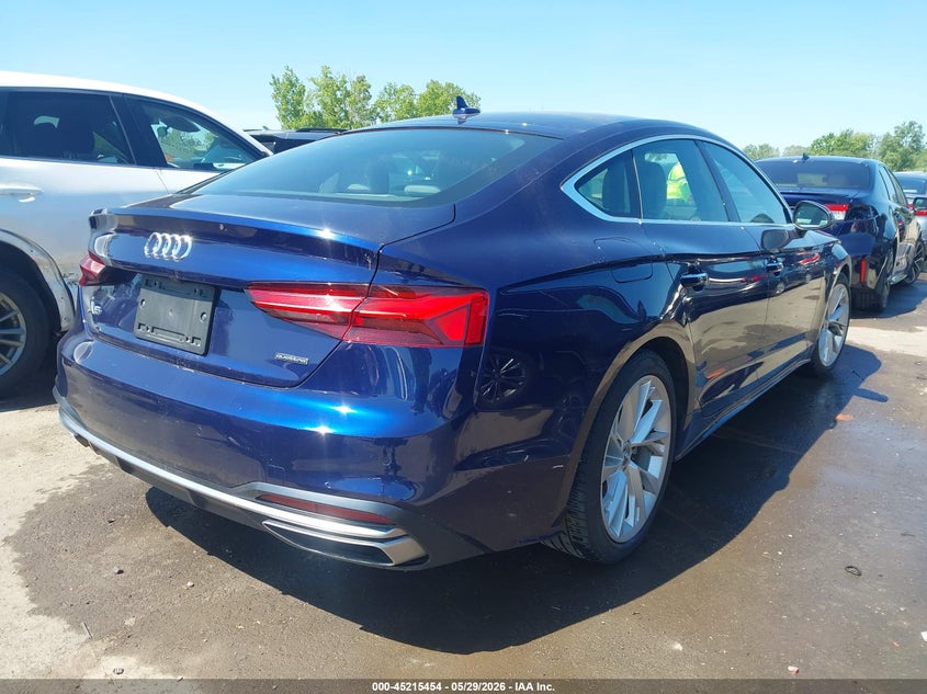 Vin: waucncf50la010896, lot: 45713209, audi a5 sportback premium plus 45 tfsi quattro s tronic 20204