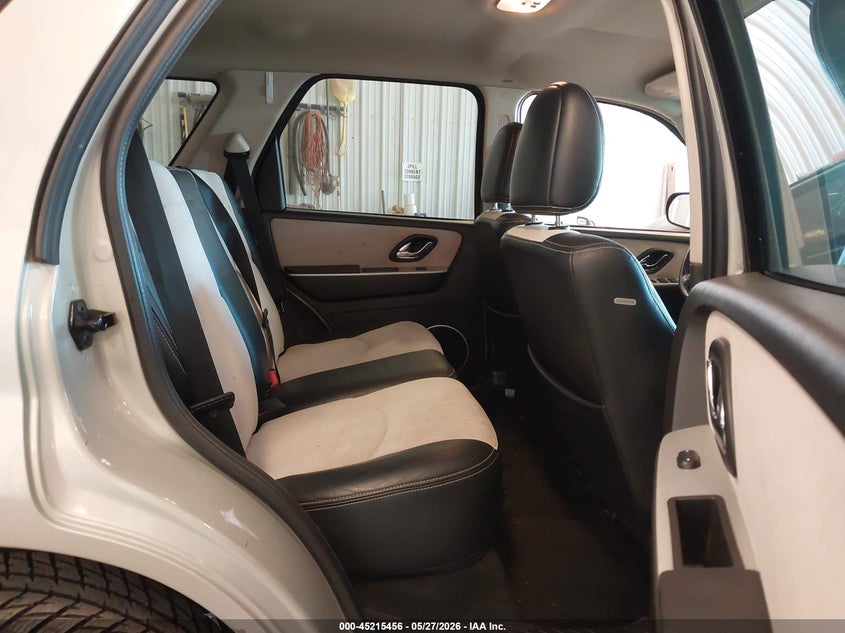 2005 Mercury Mariner Luxury/Premier VIN: 4M2CU57185DJ04307 Lot: 45215456