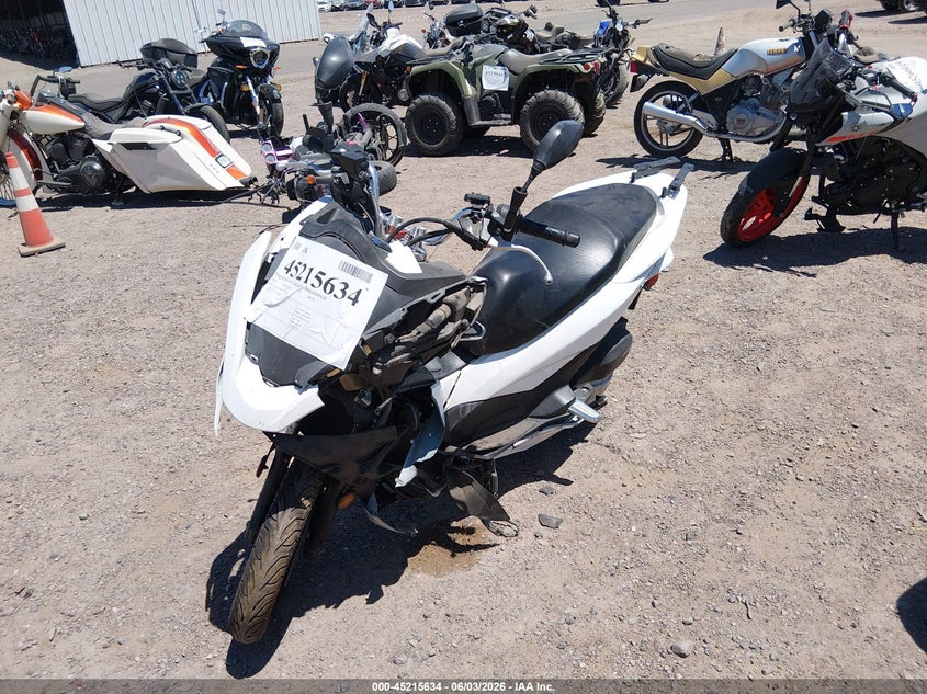 2017 HONDA PCX auction photo 2