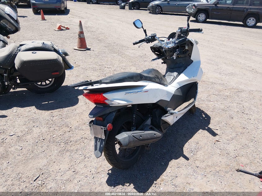 2017 HONDA PCX auction photo 4