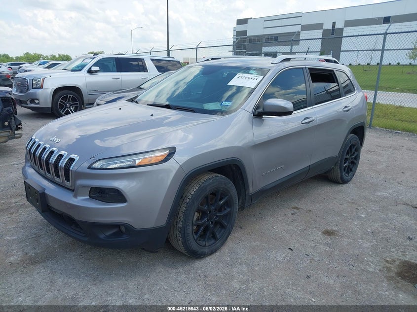 2018 JEEP CHEROKEE auction photo 2
