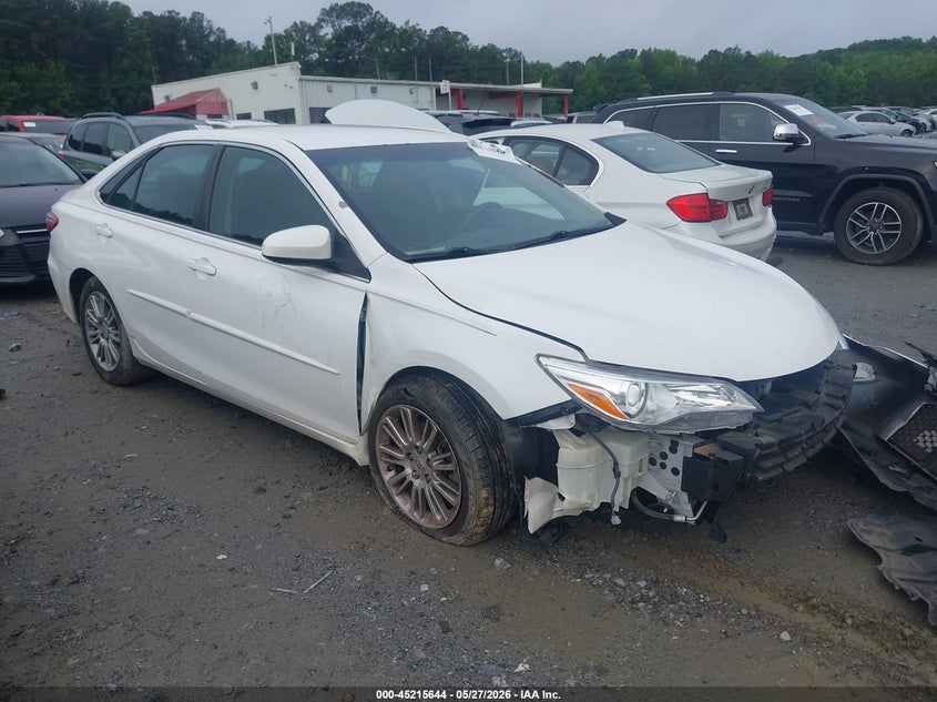 2015 TOYOTA CAMRY auction photo 1