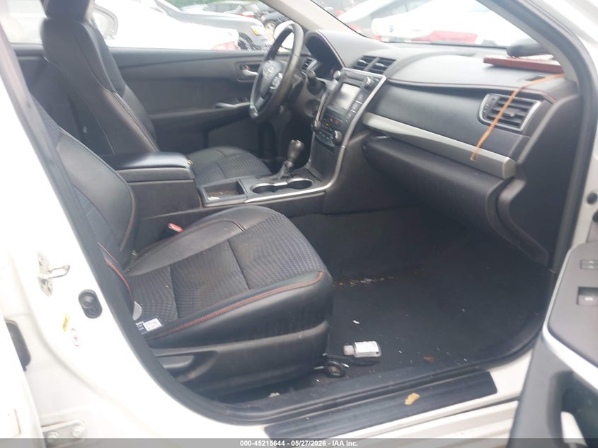 2015 TOYOTA CAMRY auction photo 5