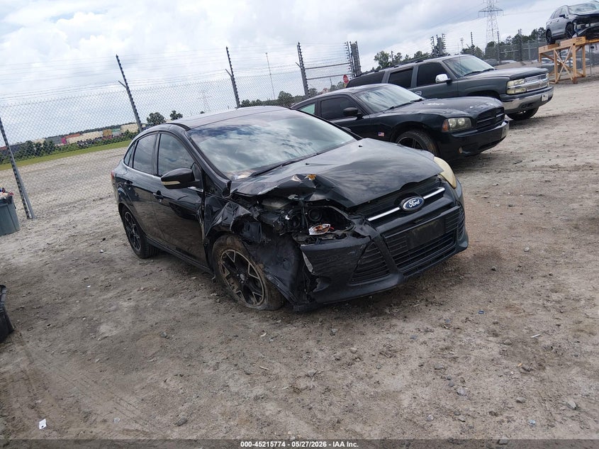 2012 Ford Focus 2.0 Titanium black Lot 111045215774 Vin 1FAHP3J21CL151373