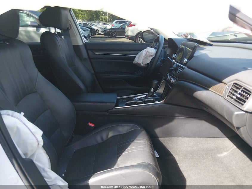2018 HONDA ACCORD auction photo 5
