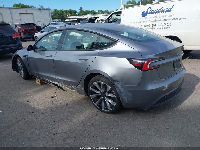 Vin: 5yj3e1eaxsf015177, lot: 45713927, tesla model 3 long range rear-wheel drive/standard rear-wheel drive 20253