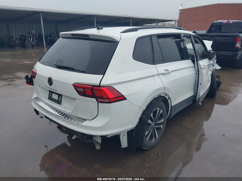 2024 VOLKSWAGEN TIGUAN auction photo 4