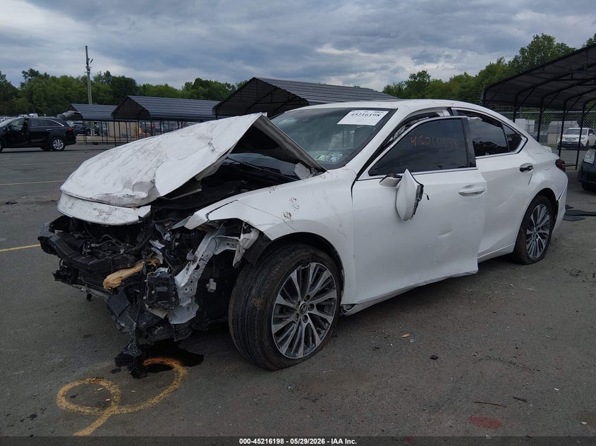 2021 LEXUS ES 250 auction photo 2