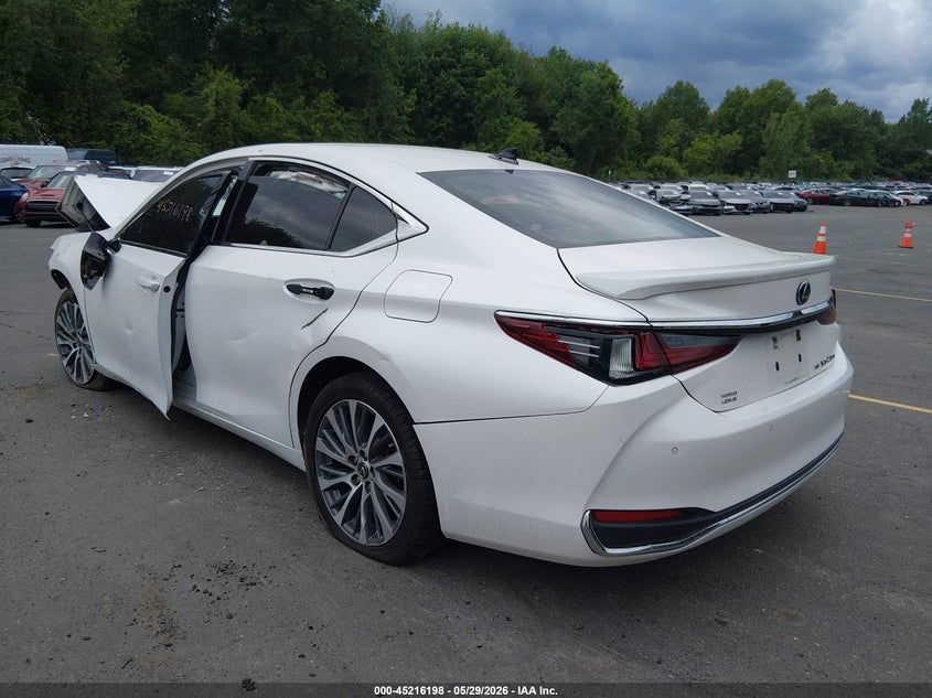 2021 LEXUS ES 250 auction photo 3